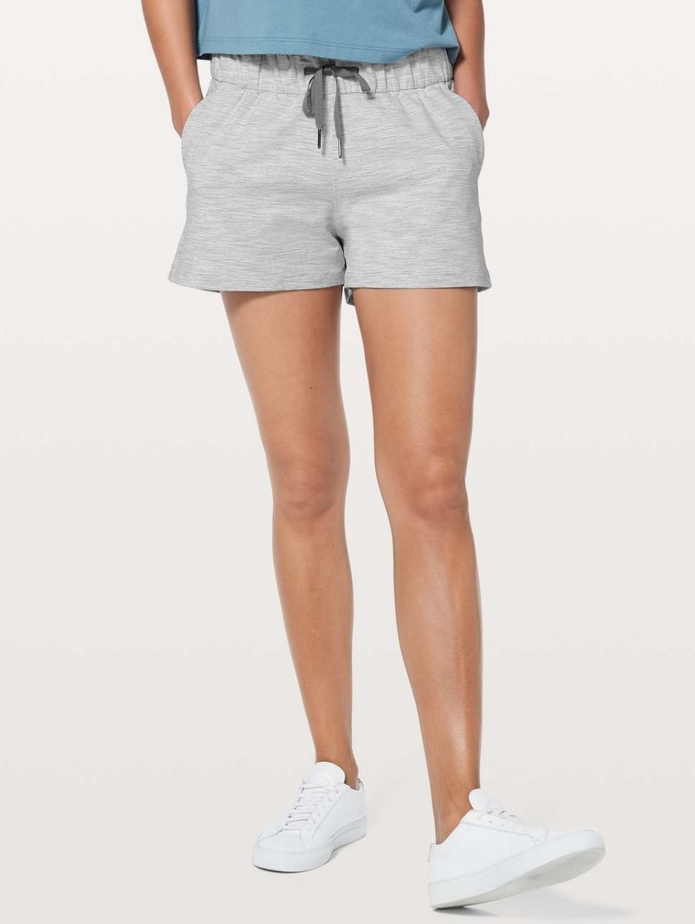 Lululemon On The Fly Short *2.5"Wee Are From Space Nimbus Battleship / Alpine
